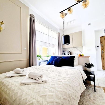 J&W Apartments Grojecka Glam Flat Βαρσοβία Εξωτερικό φωτογραφία