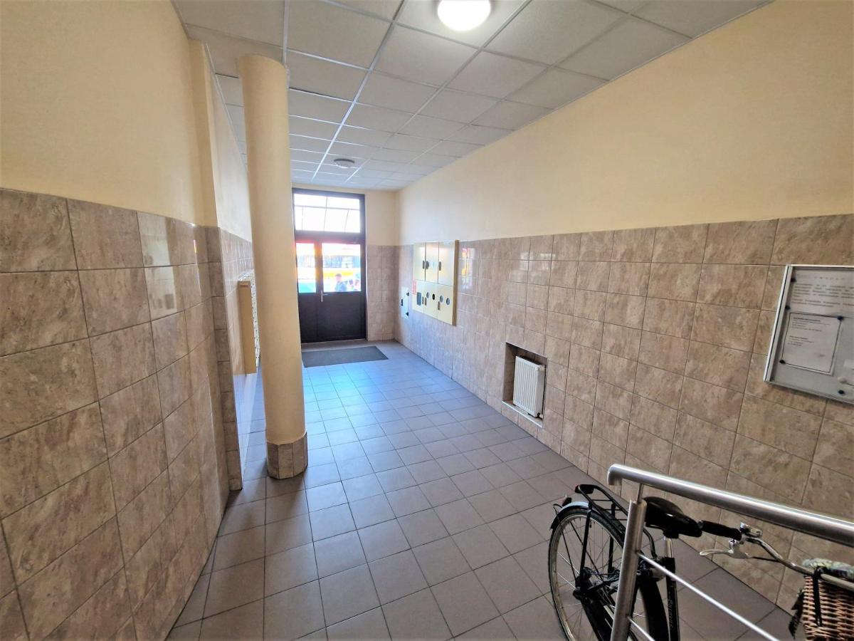 J&W Apartments Grojecka Glam Flat Βαρσοβία Εξωτερικό φωτογραφία